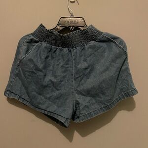 Paperbag blue jean shorts size xs‎